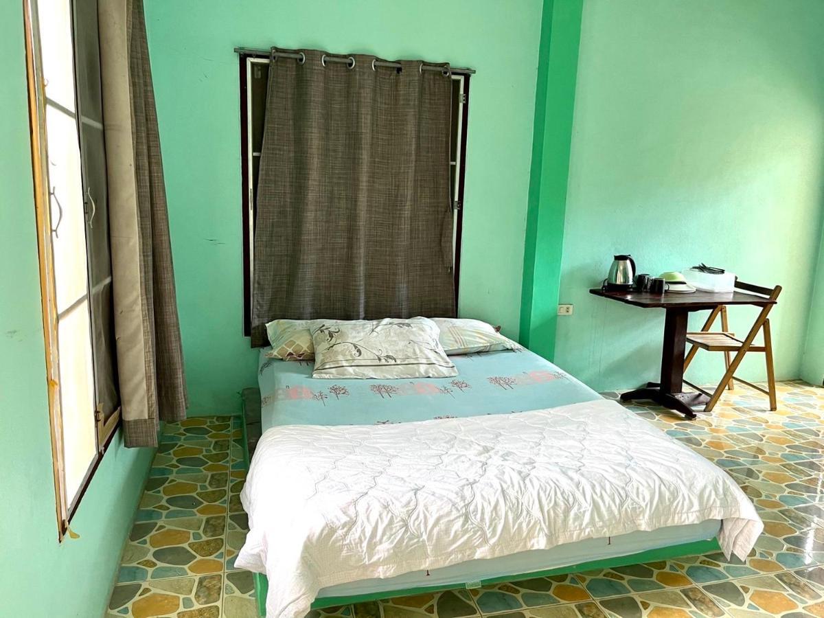 P'Un House Hotell Koh Tao Exteriör bild