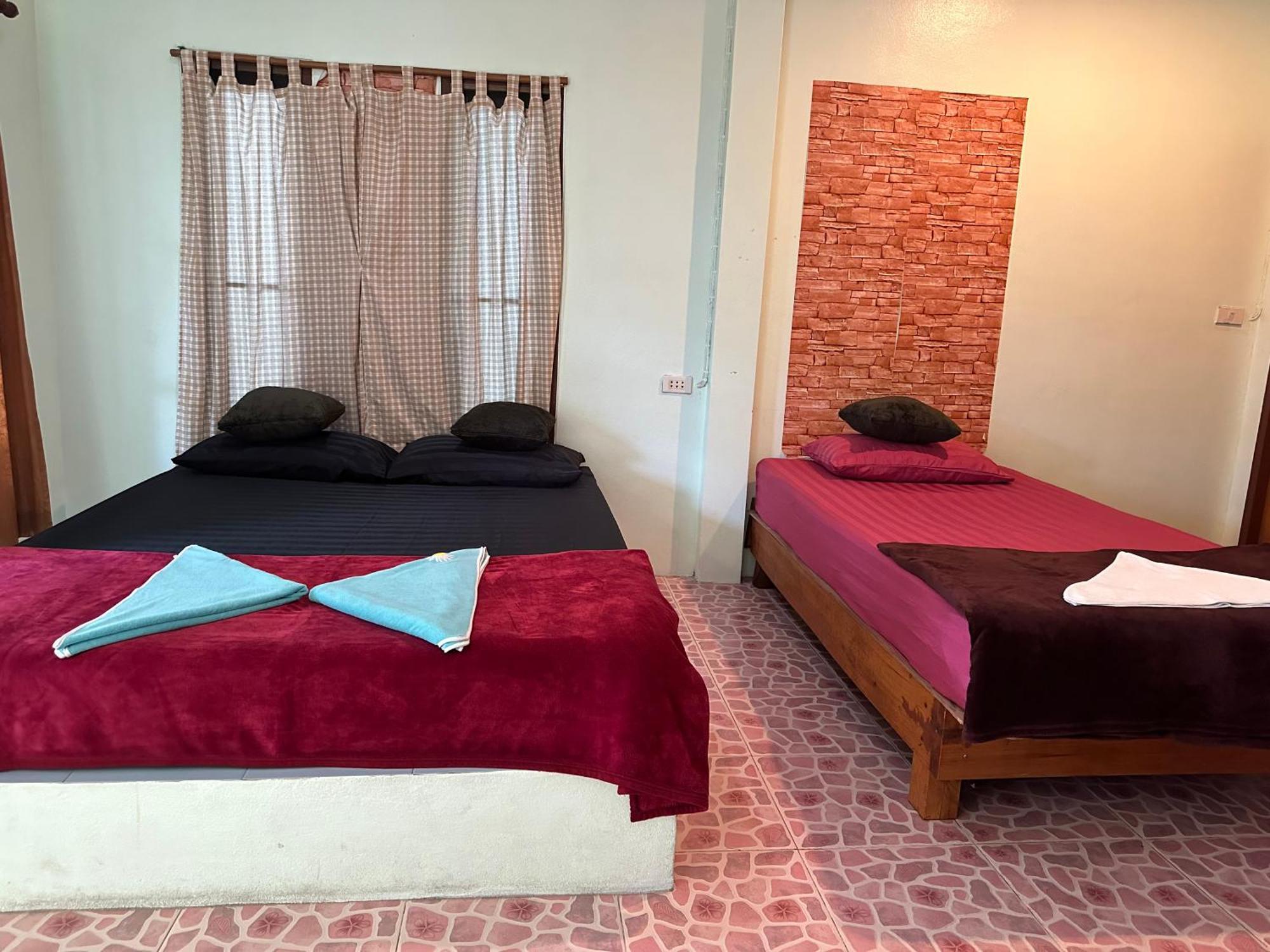 P'Un House Hotell Koh Tao Exteriör bild