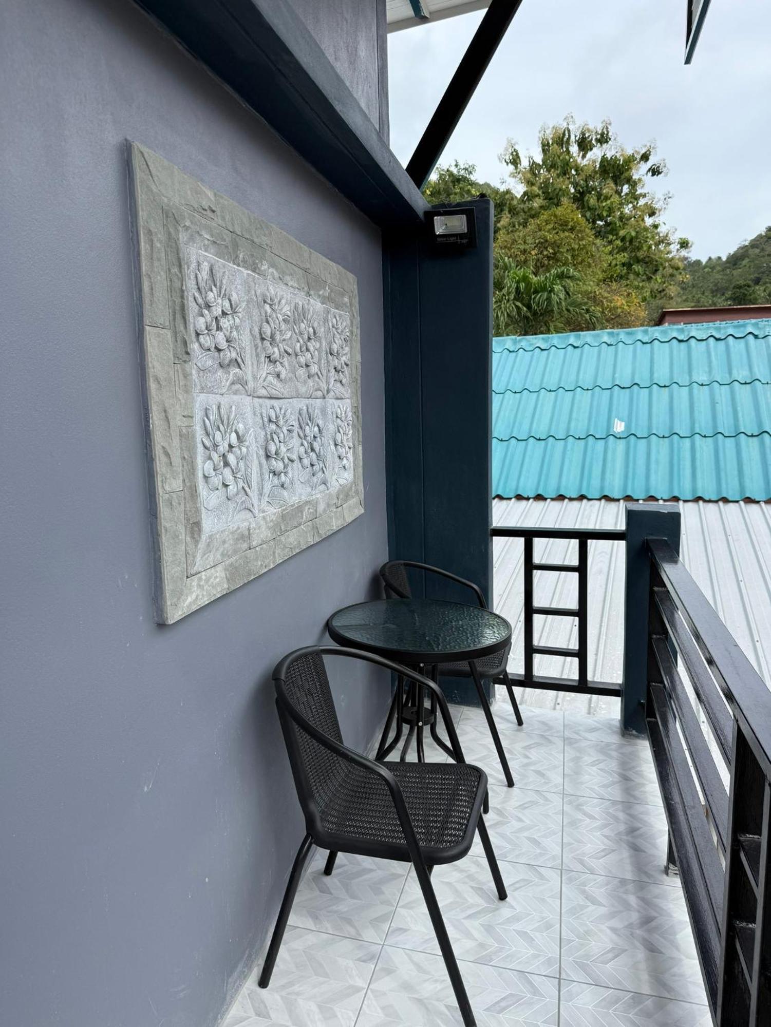 P'Un House Hotell Koh Tao Exteriör bild