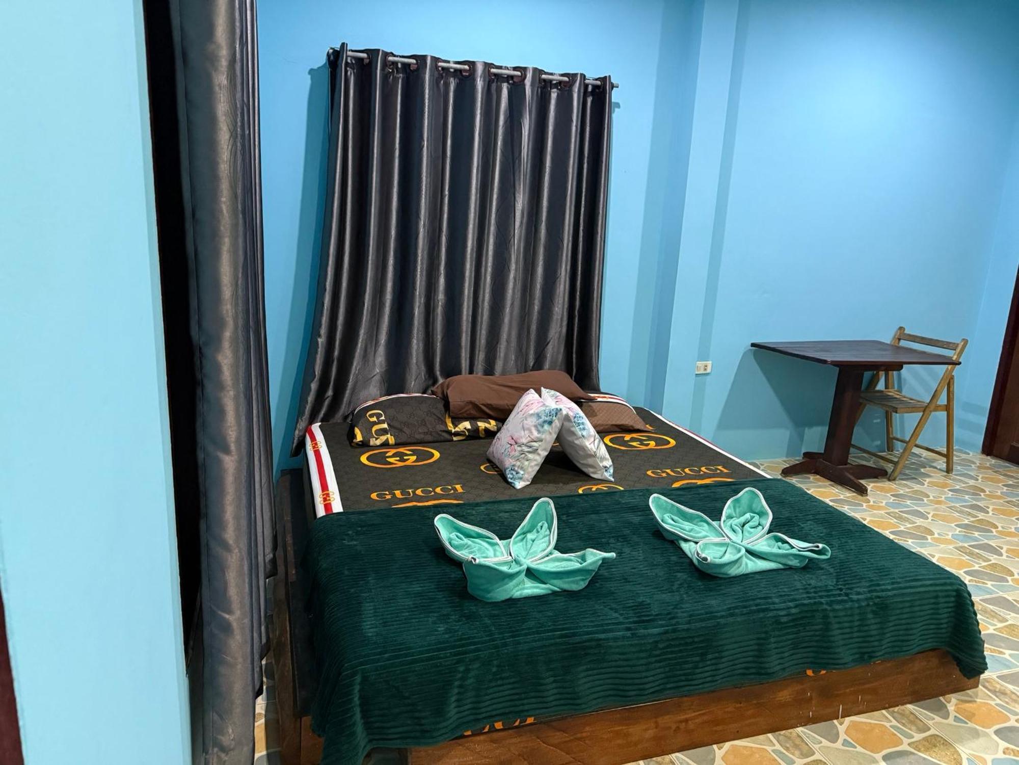 P'Un House Hotell Koh Tao Exteriör bild